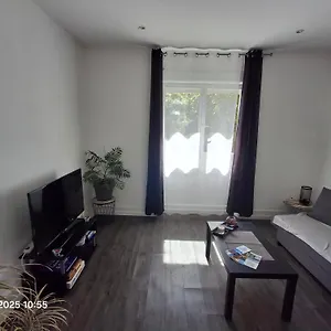 1er étage 2ch Avec Parking à , Lurs France